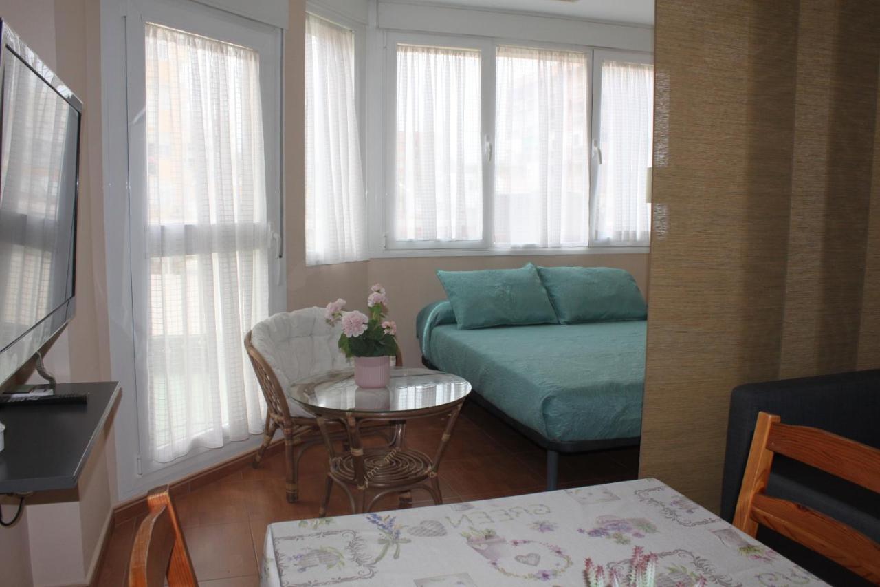Apartamentos Torre Del Mar Buitenkant foto